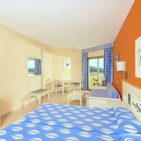 Iberostar Waves Gaviotas Park Hotel 4*