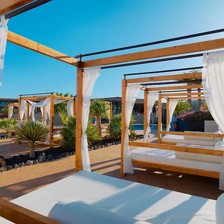 Iberostar Waves Gaviotas Park Hotel 4*