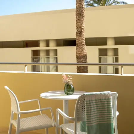 Iberostar Waves Gaviotas Park Hotel