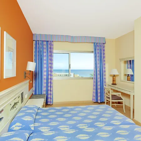 Iberostar Waves Gaviotas Park 4*