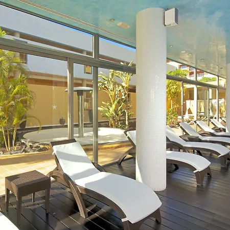 Iberostar Waves Gaviotas Park מלון