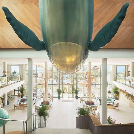 Iberostar Waves Gaviotas Park מלון