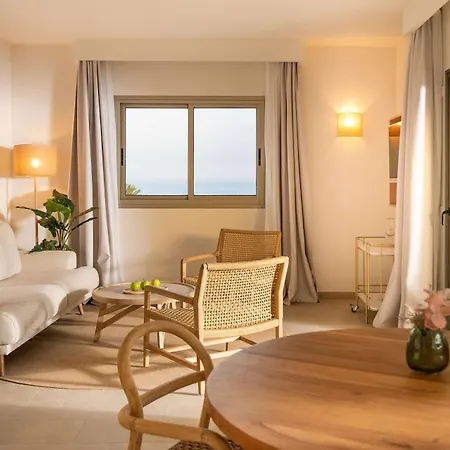 Hotel Iberostar Waves Gaviotas Park 4*