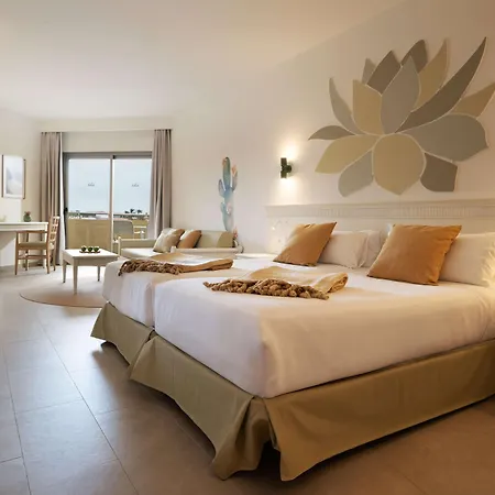 Hotel Iberostar Waves Gaviotas Park 4*